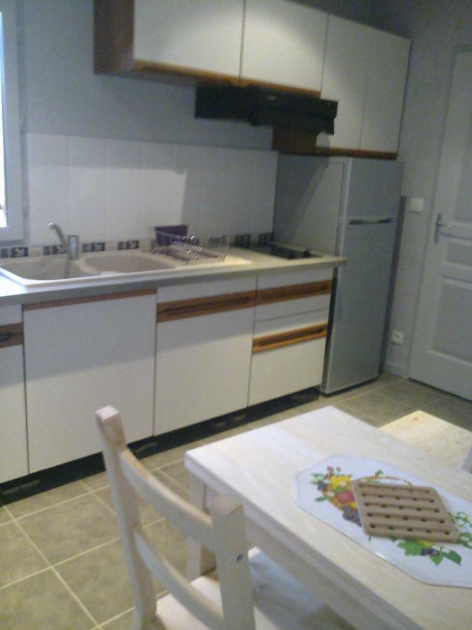 Les Ecureuils Bed & Breakfast Tramoyes Екстериор снимка